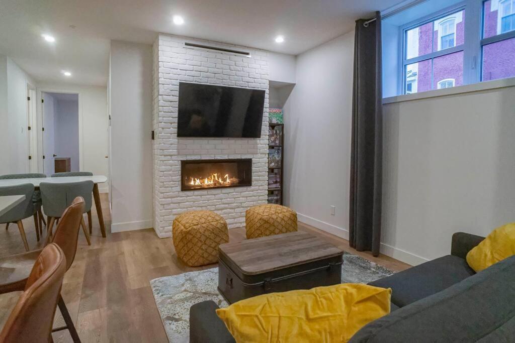 883 Suite 102 Bromont Vieux Village 2Cac , Foyer Extérieur photo